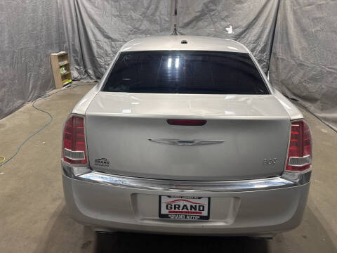 2012 Chrysler 300 Limited