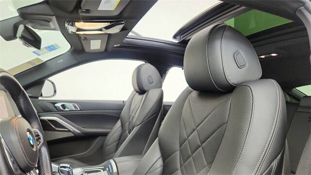 2023 BMW X6 xDrive40i