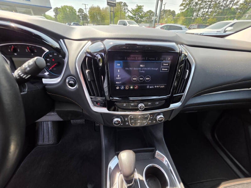 2021 Chevrolet Traverse LT Leather