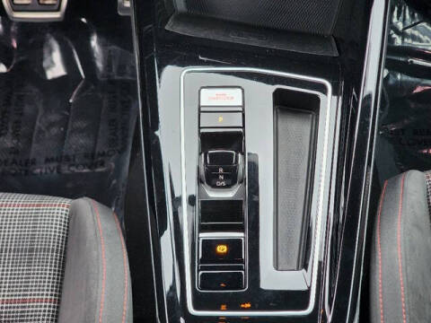 2024 Volkswagen Golf GTI S