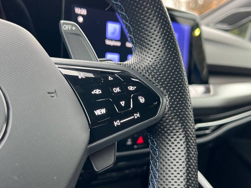 2023 Volkswagen Golf R 20th Anniversary Edition