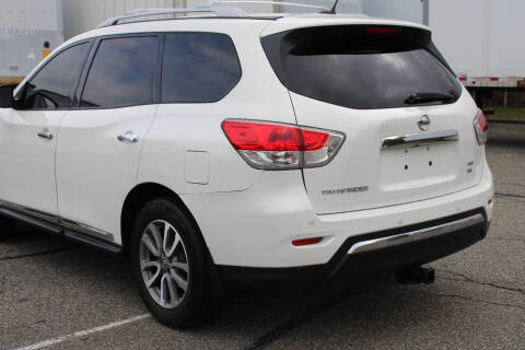 2013 Nissan Pathfinder SL