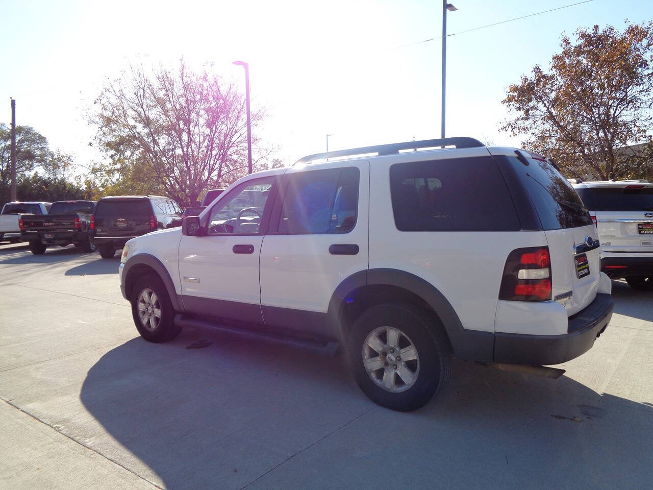 2006 Ford Explorer for sale at El Paso Auto Sale in Des Moines, IA