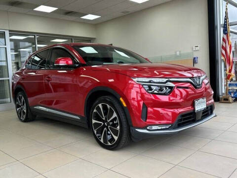 2025 VinFast VF8 Plus