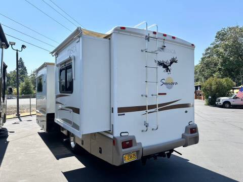 2006 Itasca Sunova / 29ft