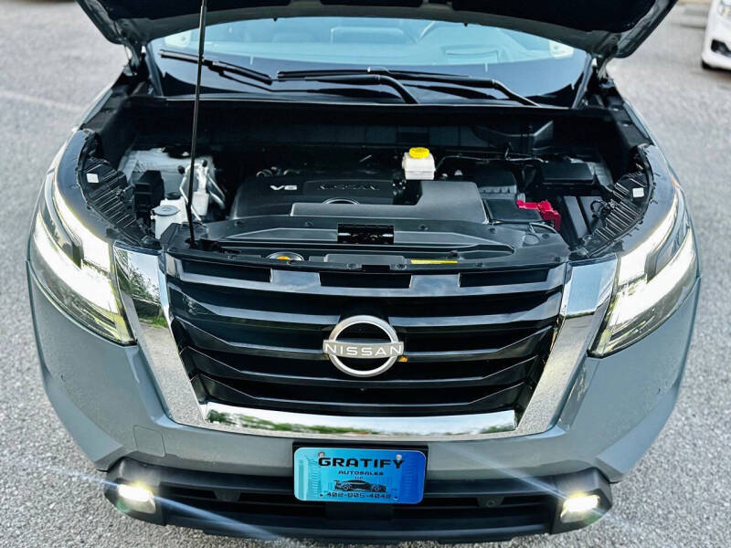 2022 Nissan Pathfinder Platinum