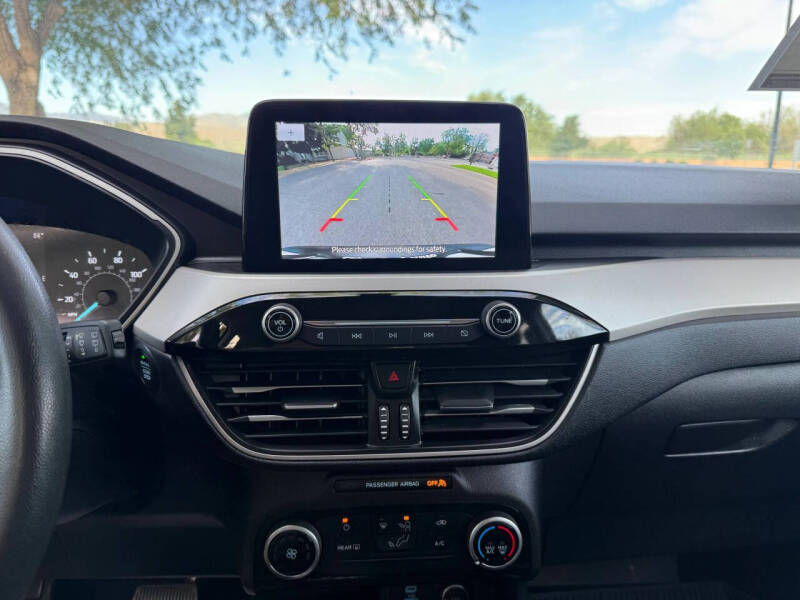 2021 Ford Escape SE
