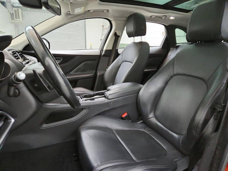 2017 Jaguar F-PACE 35t Premium