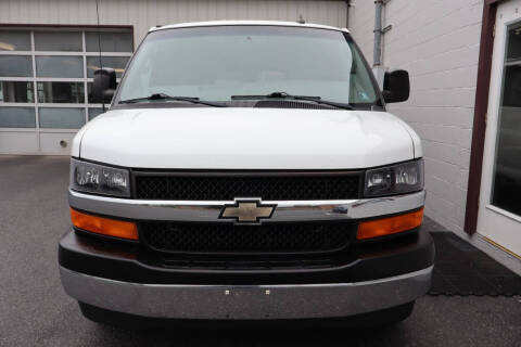 2017 Chevrolet Express LT 3500