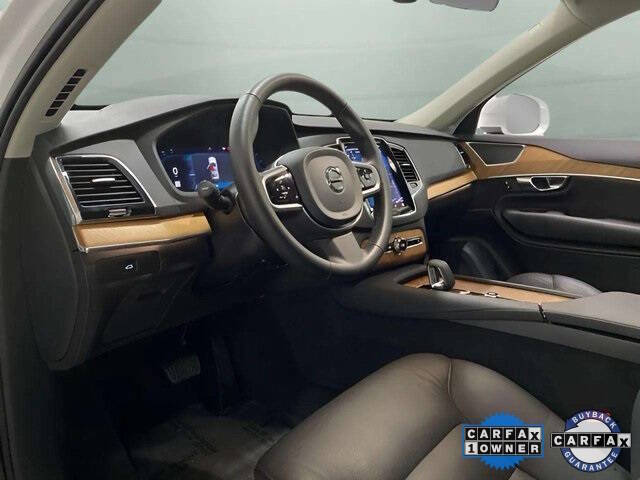 2025 Volvo XC90 B6 Plus Bright Theme 7P
