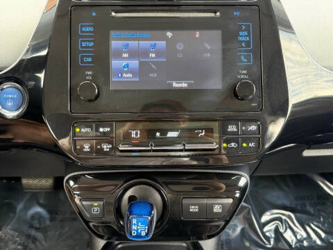 2019 Toyota Prius LE