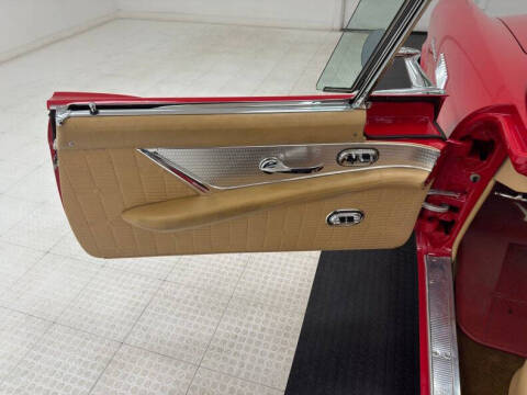 1957 Ford Thunderbird