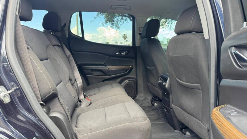 2021 GMC Acadia SLE