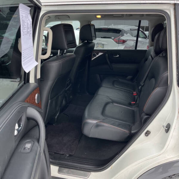 2017 Nissan Armada Platinum