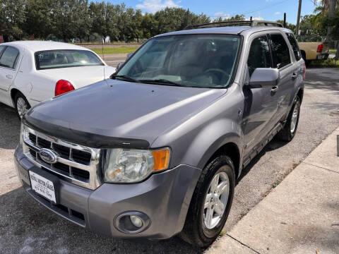 2008 Ford Escape Hybrid for sale at ROYAL MOTOR SALES LLC in Dover FL