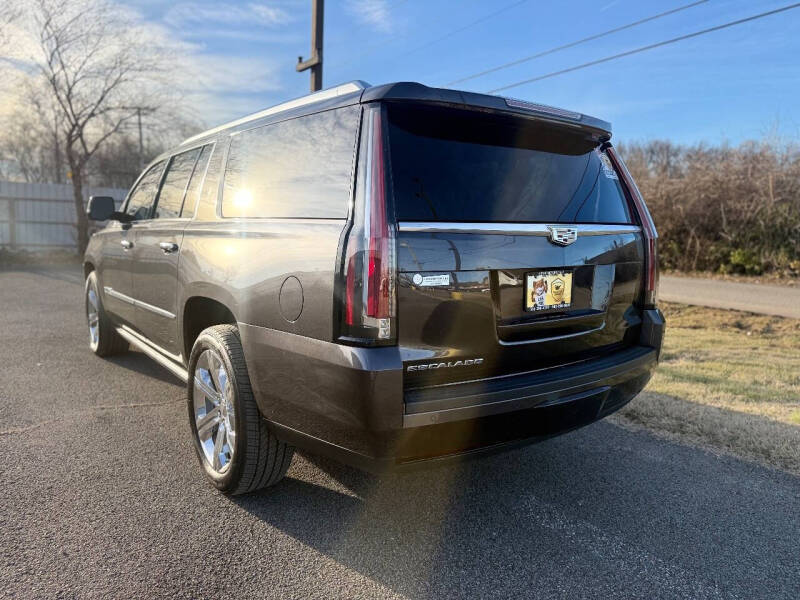 2016 Cadillac Escalade ESV Platinum