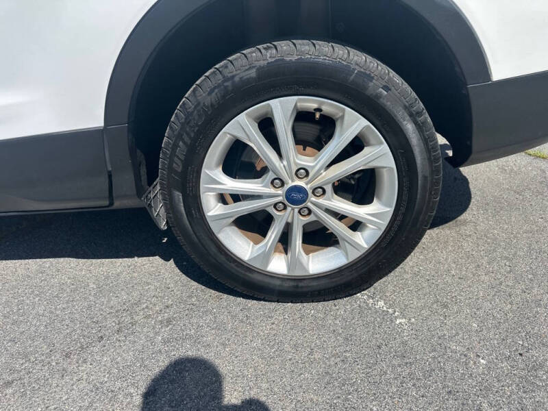 2018 Ford Escape SE