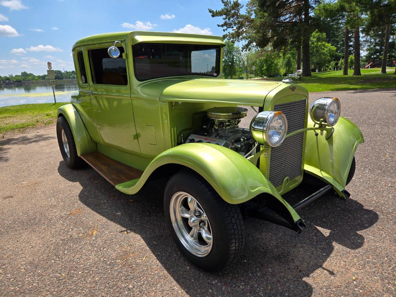 1930 Dodge 5-Window Coupe 15