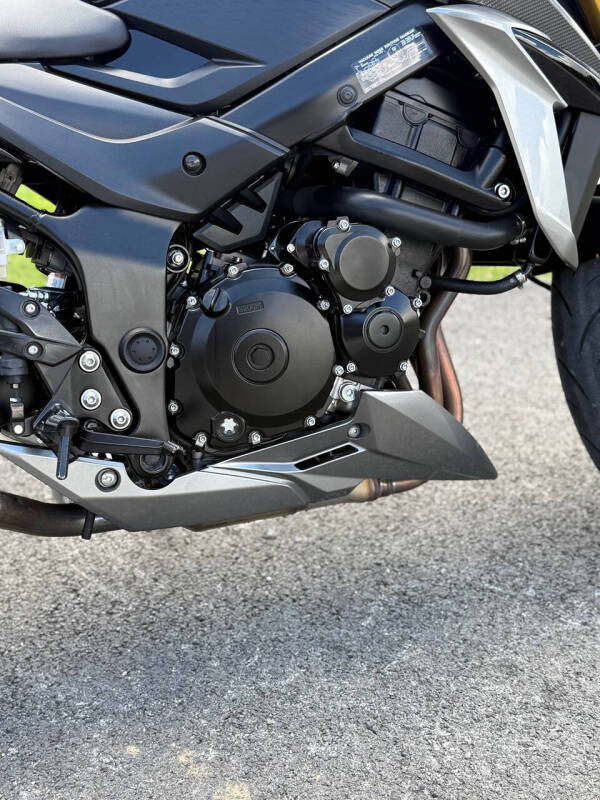 2023 Suzuki GSX-S750 ABS