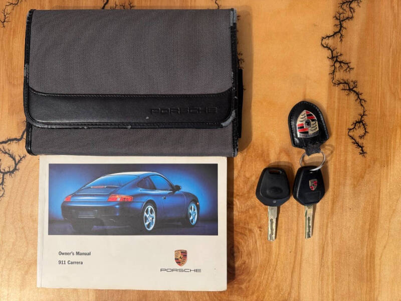 1999 Porsche 911 Carrera