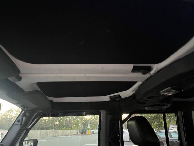 2013 Jeep Wrangler Unlimited Rubicon 10th Anniversary