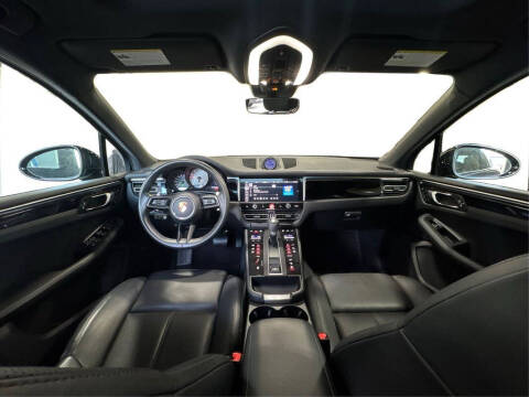 2023 Porsche Macan S