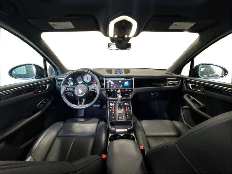 2023 Porsche Macan S
