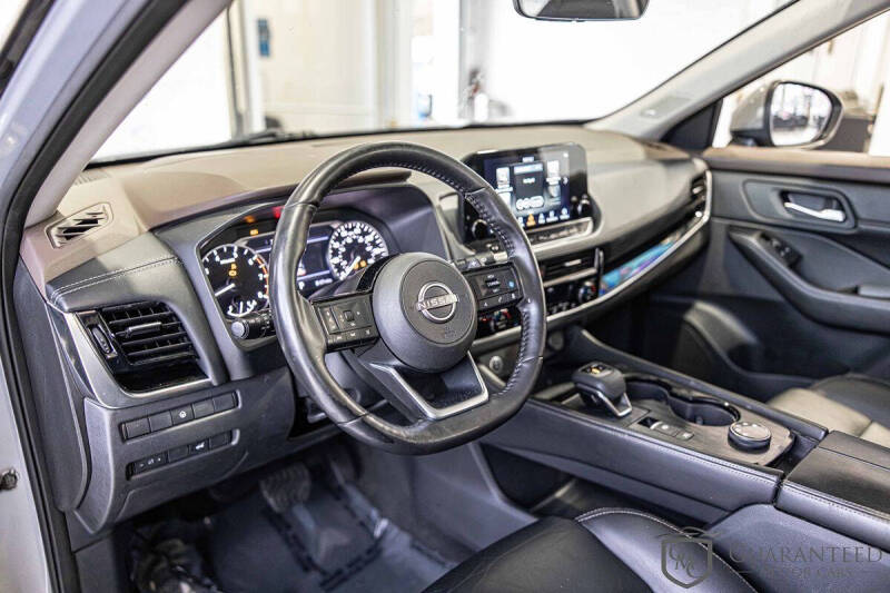 2022 Nissan Rogue SL