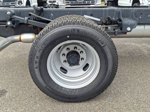 2025 Ford F-350 Super Duty XL