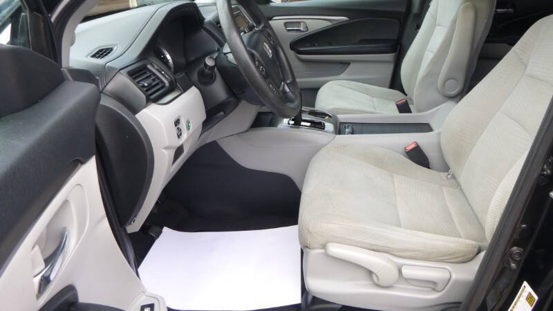 2016 Honda Pilot LX
