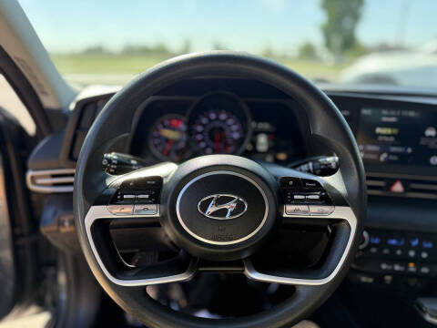 2023 Hyundai Elantra