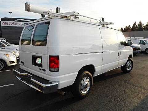 2013 Ford E-Series E-350 SD
