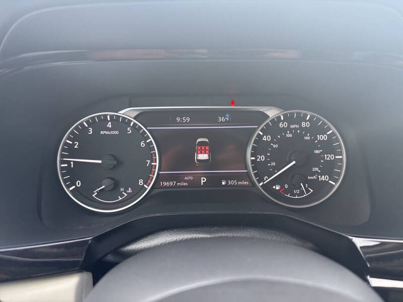 2023 Nissan Pathfinder SL