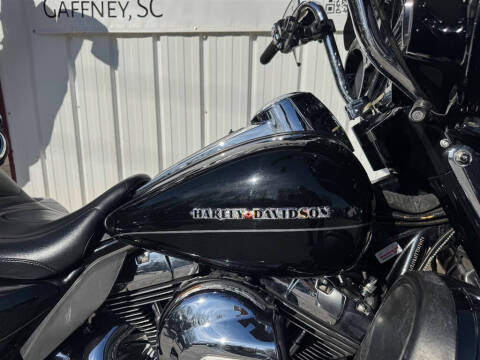 2015 Harley-Davidson FLHTK -