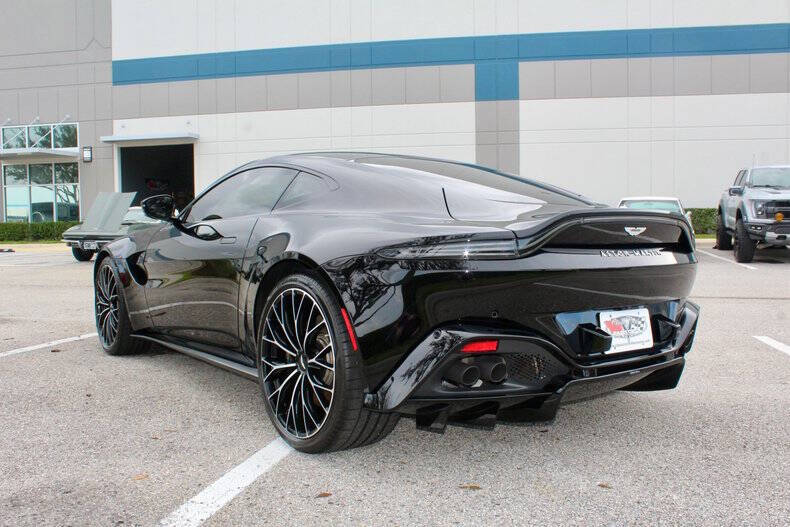 2023 Aston Martin Vantage