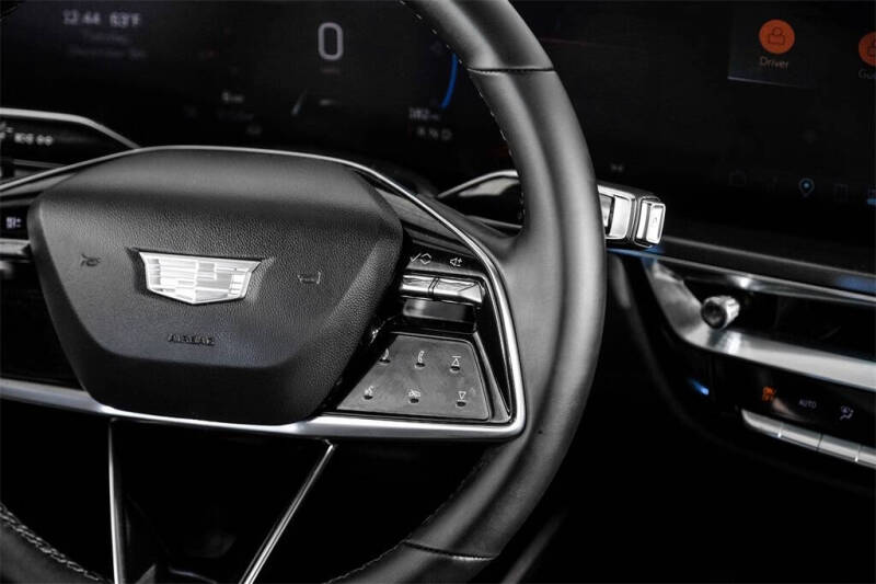 2024 Cadillac LYRIQ Tech