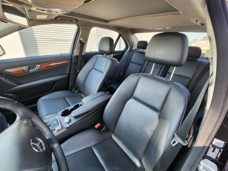 2009 Mercedes-Benz C-Class