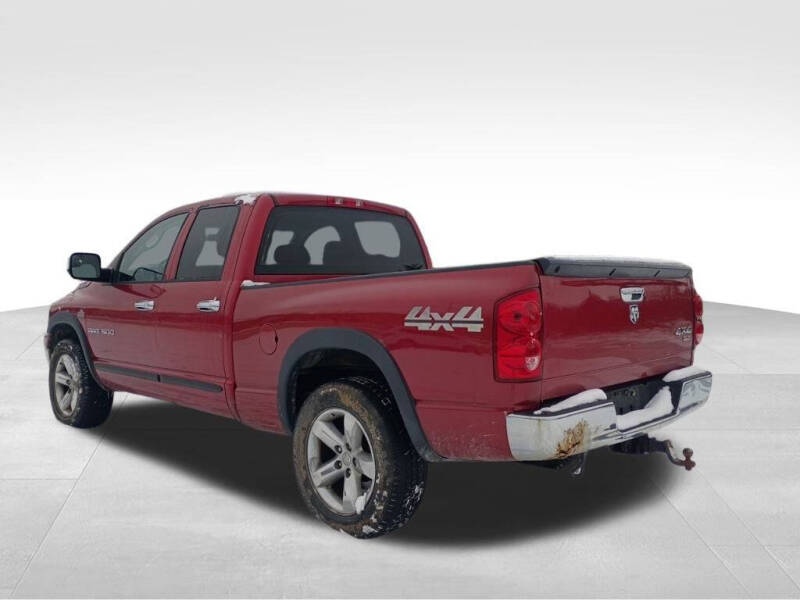 Used 2007 Dodge Ram 1500 Pickup SLT with VIN 1D7HU18217J572983 for sale in Maysville, KY