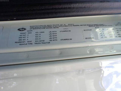 2013 Mack Pinnacle