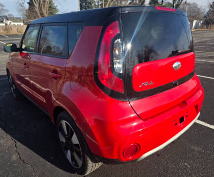 2019 Kia Soul +