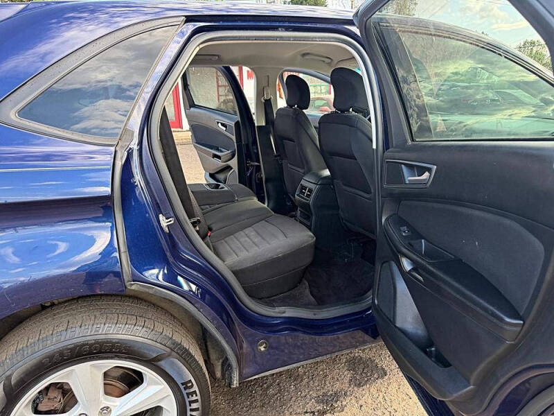 2016 Ford Edge SE