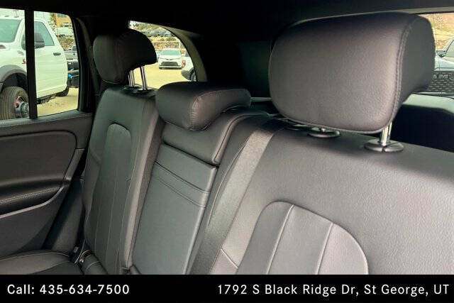 2025 Mercedes-Benz GLB GLB 250 4MATIC