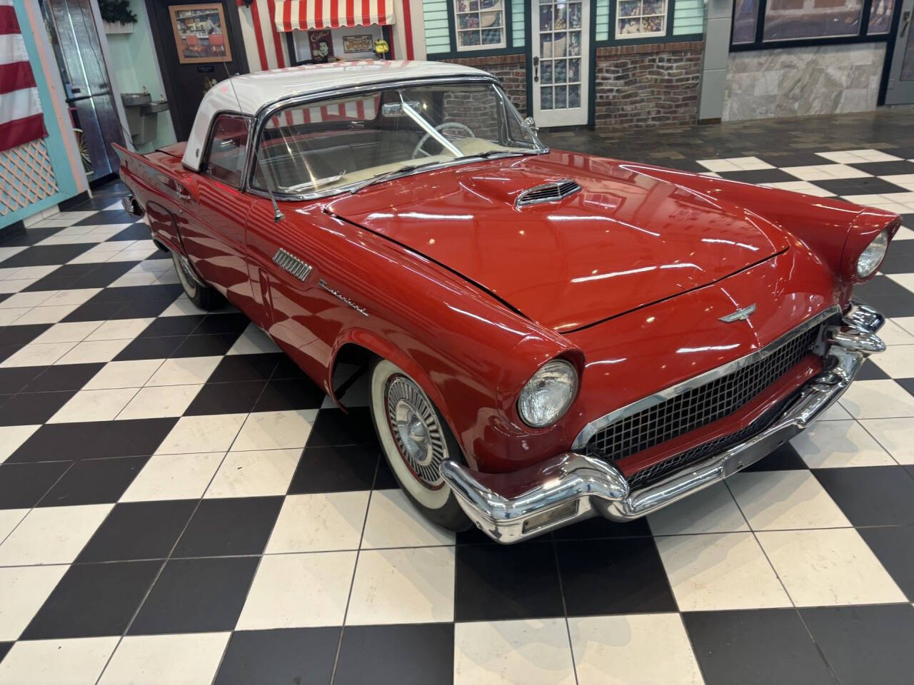 1957 Ford Thunderbird 12