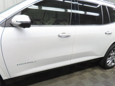 2025 GMC Acadia Denali