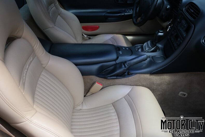 2004 Chevrolet Corvette