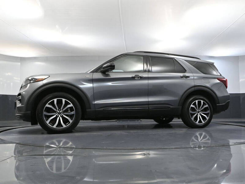 2022 Ford Explorer ST-Line