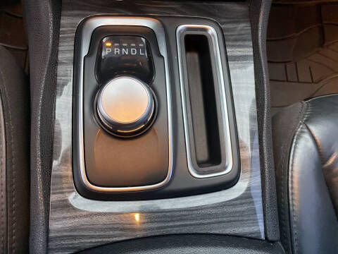 2017 Chrysler 300 Limited