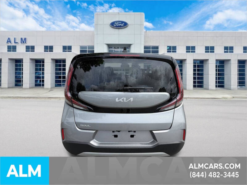 2025 Kia Soul LX