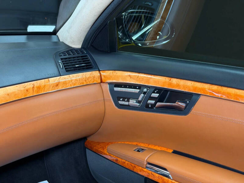 2007 Mercedes-Benz S-Class S 65 AMG