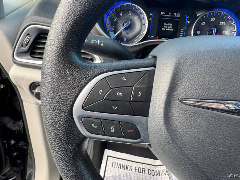 2020 Chrysler Voyager LXi